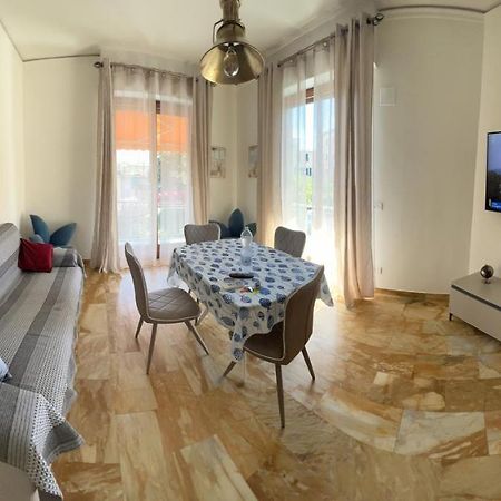Welcome Riviera -Torre D'Avorio Appartamento 126 Mq Piu'Terrazzo25 Mq - Totalmente Rinnovato- 250 M Dal Centro - Parcheggio A Pagamento 15 Euro Al Giorno Da Prenotare In Anticipo Salvo Dispo -Parking At 15 Euro Per Day To Be Booked In Advance If Avai Rapallo Ngoại thất bức ảnh